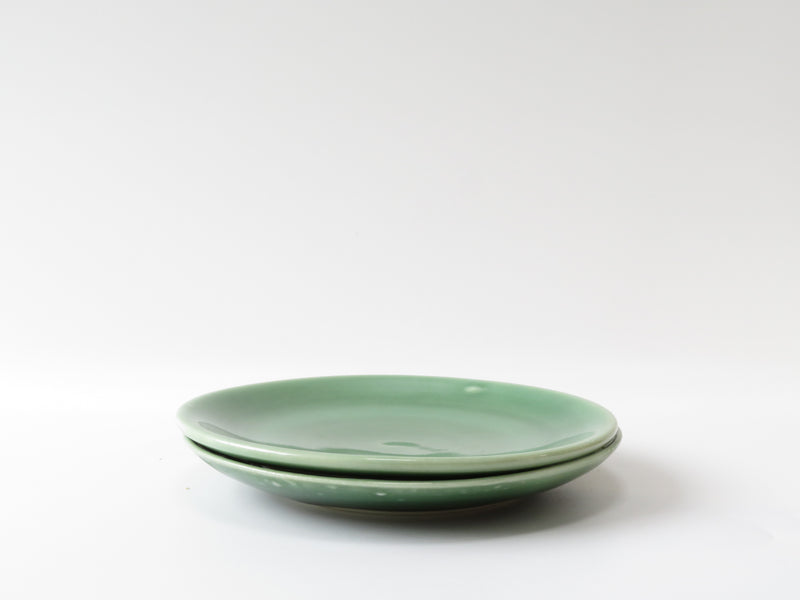 Set of 2 Green Cake Plates  (No 8)