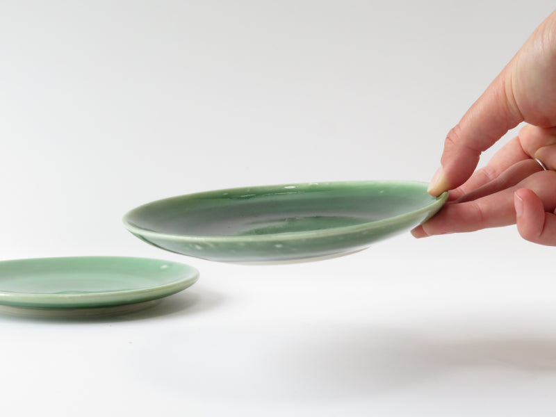 Set of 2 Green Cake Plates  (No 8)