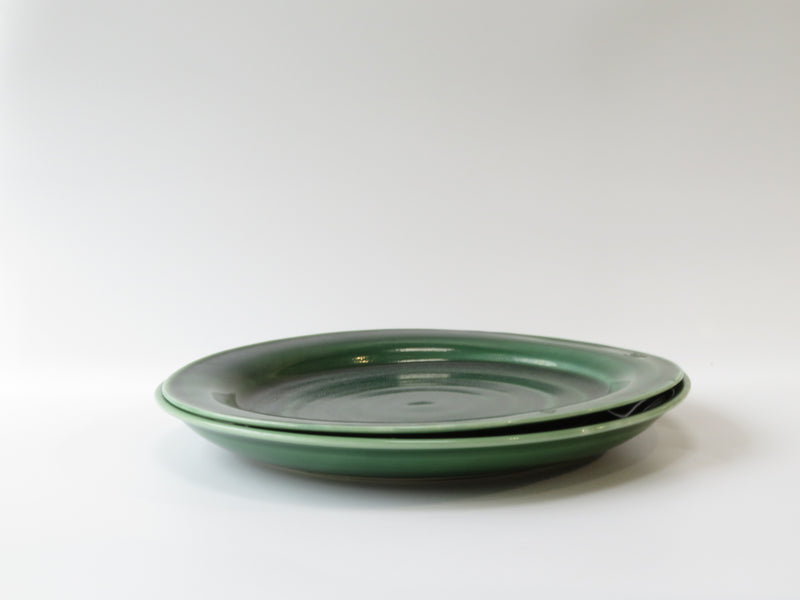 Set of 2 Green Dinner Plates (No 12)