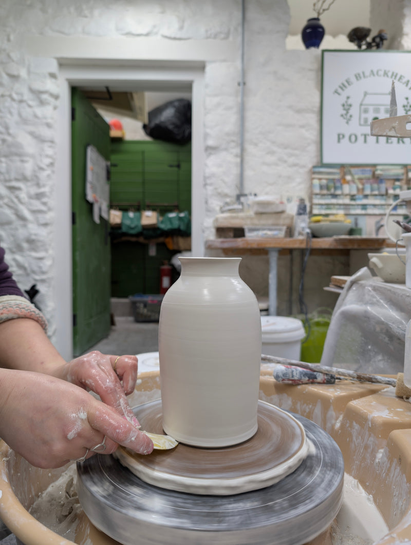 Vase Decorating Class